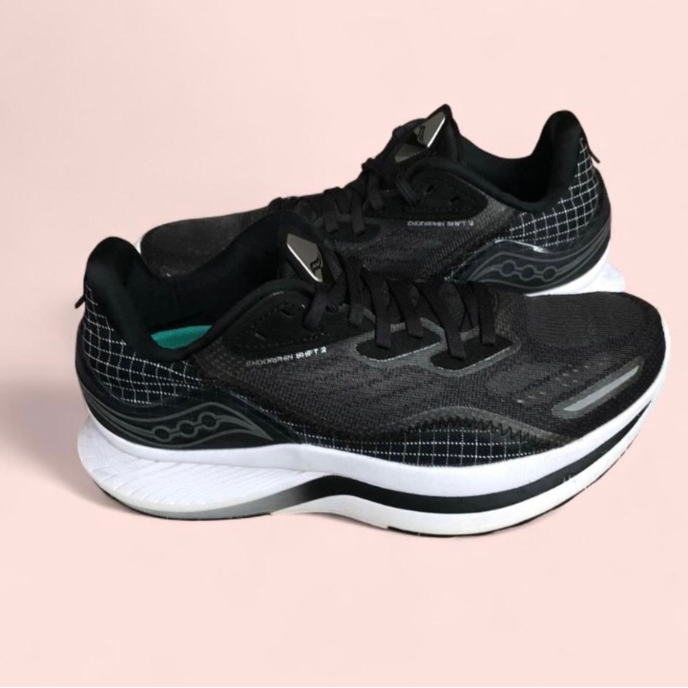 Saucony Women’s Endorphin Shift 2 Black White Size 9